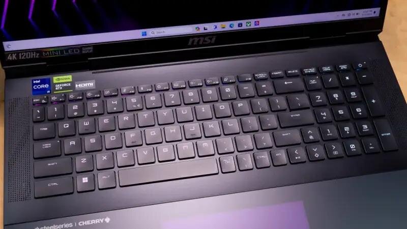 Đánh giá MSI Titan 18 HX – Quái vật hiệu năng nhưng là ác mộng giá cả